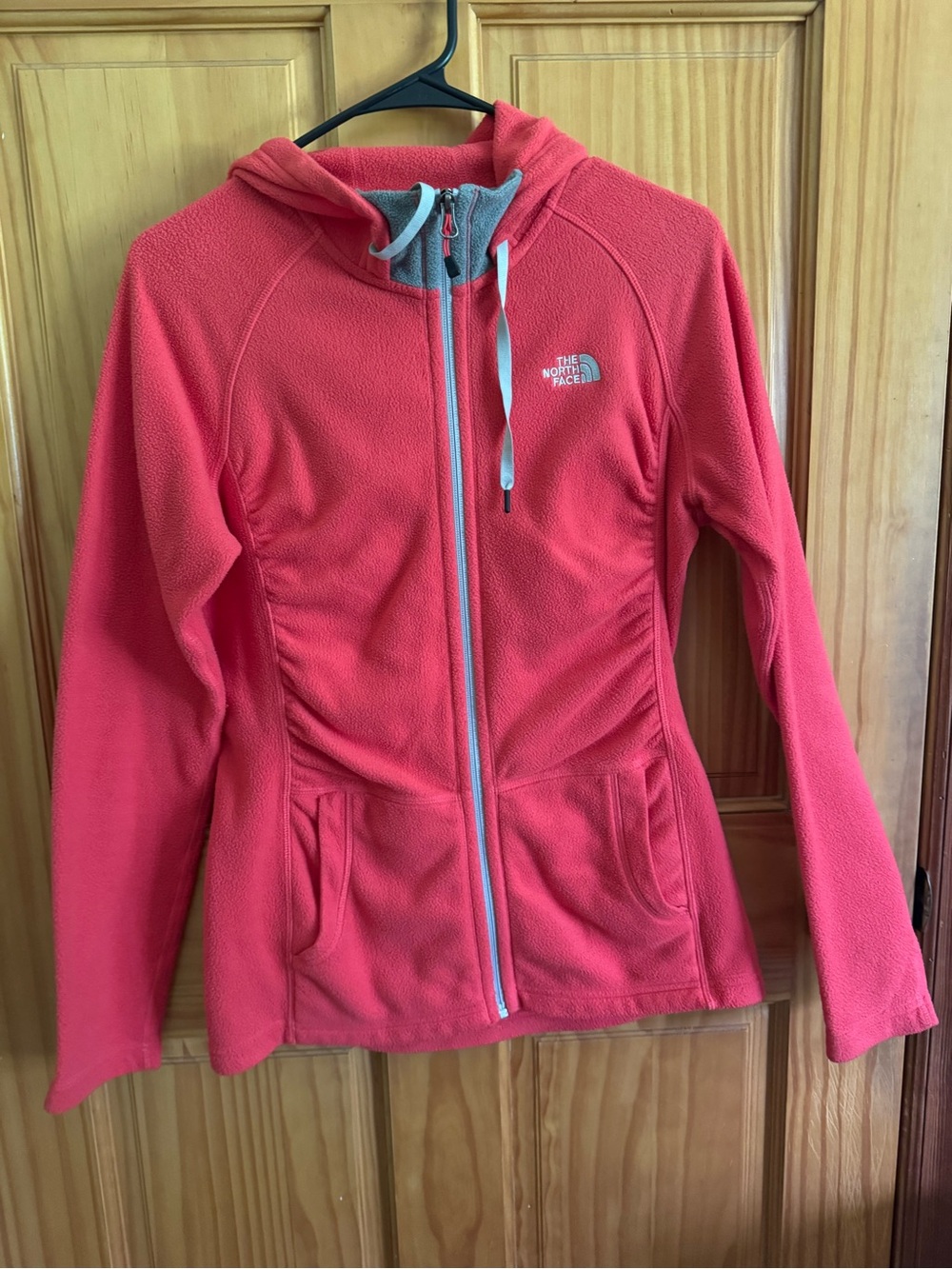 The North Face Fleece Full-Zip Hoodie – Women’s M